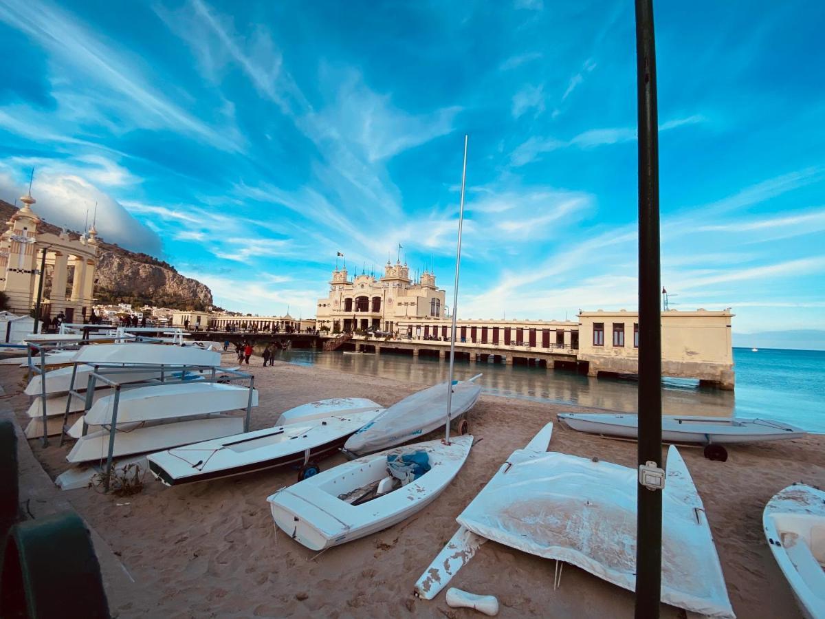 Mondello Beach The House With Green Lawnsヴィラ エクステリア 写真